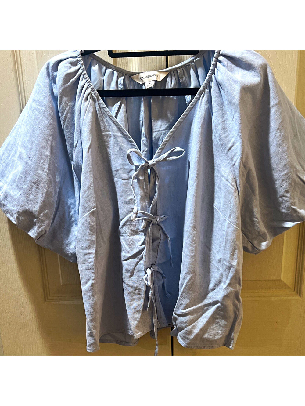 Calligraphie Women’s M Blue Solid V-Neck Puff Short Sleeve Tie-Front Blouse